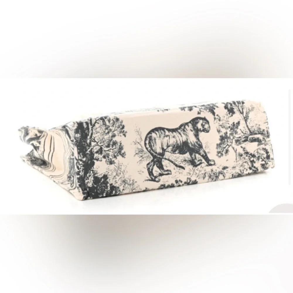 NEW Dior Riviera Large VIP Canvas Tote Bag- Sell for $850 - Picture 4 of 13